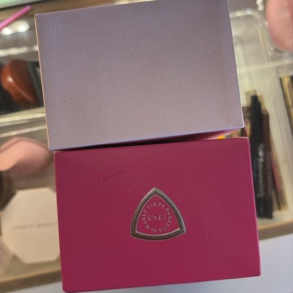 Delina and oriana perfume box (empty) - Picture 3 of 5